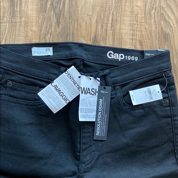 Brand new resolution black denim skinnies - Picture 2 of 3